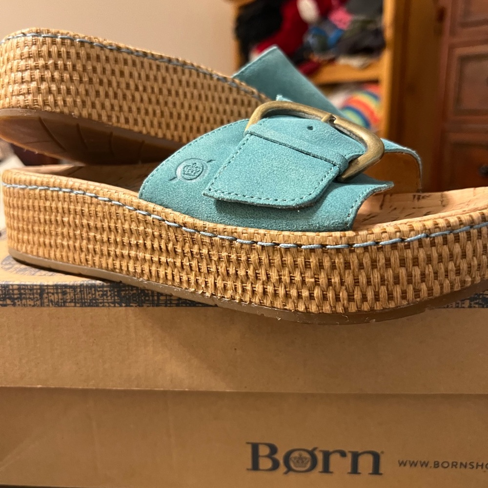 Women’s Sandals